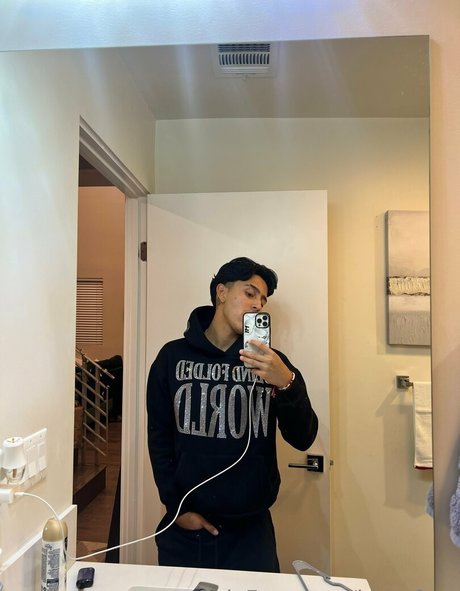 blessfour OnlyFans-Model