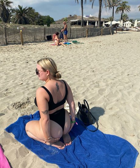 Leanne Campbell OnlyFans Leaks