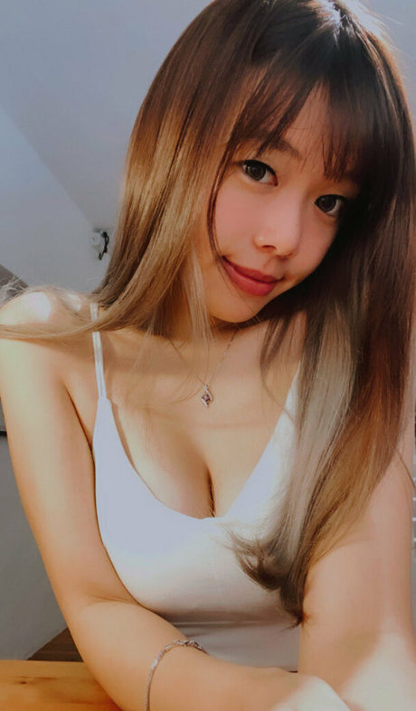 roselle888 OnlyFans Leaked