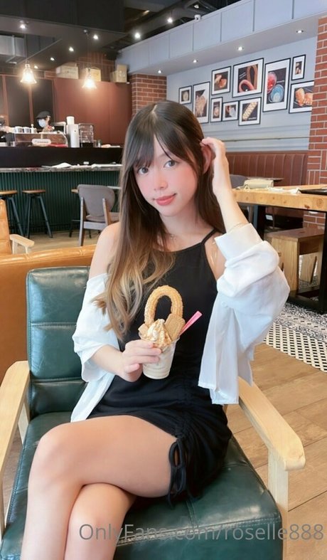 roselle888 OnlyFans Leaks Pornografie