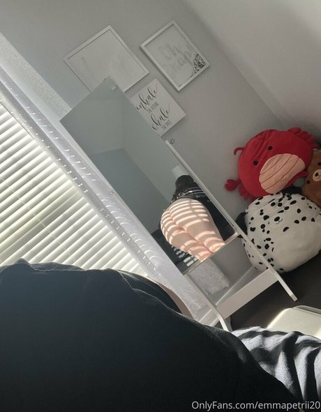 bigtittyemma OnlyFans Sextape