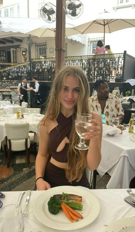 yourgirlzoey OnlyFans Sex Leak