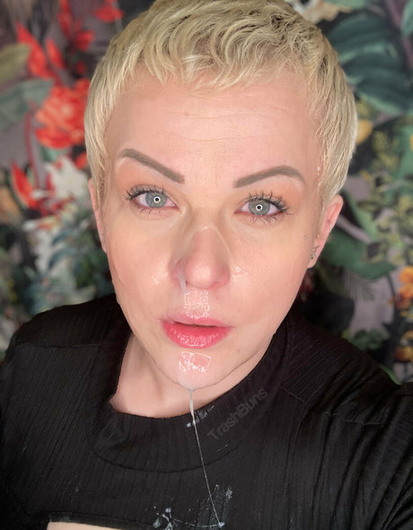 trashbuns Nacktpornos auf OnlyFans