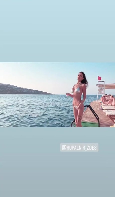 Caroline Queen Nacktbilder von OnlyFans geleakt