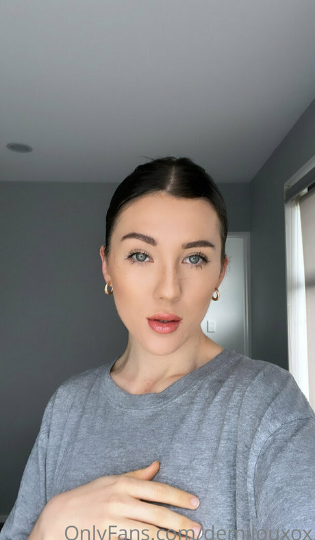 demilouxox Nacktbilder von OnlyFans geleakt