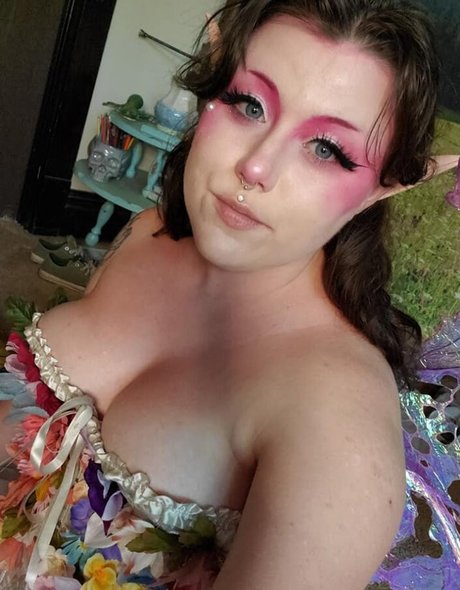 Bogwitchbae NurlyFans-Brüste