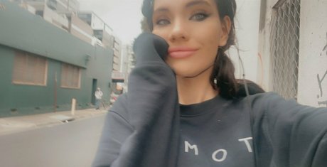 certifiedfreak6daysaweek OnlyFans nackte Brüste