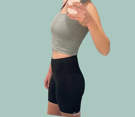 sportyspice sarah OnlyFans Model Bilder