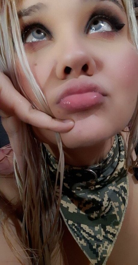 laura takint OnlyFans Nacktbilder