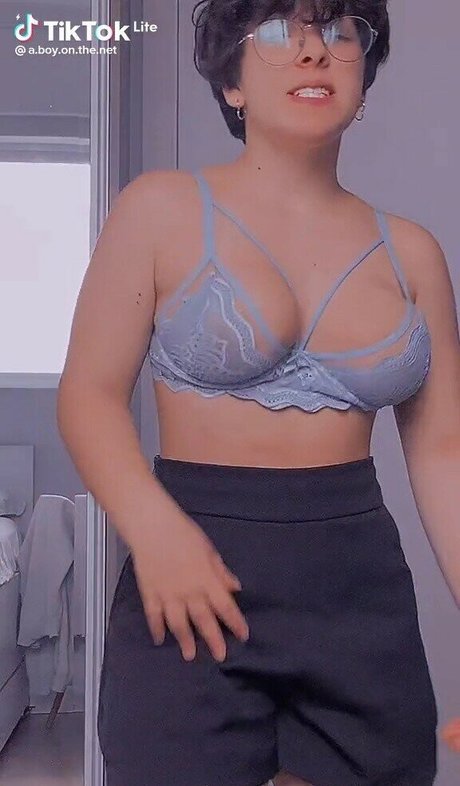 Taqueloe OnlyFans Pornografie