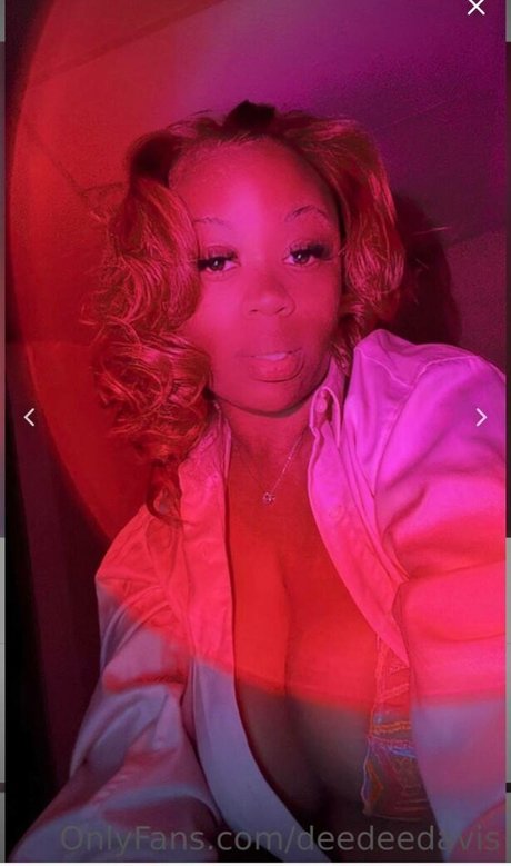 Dee Dee Davis OnlyFans Star