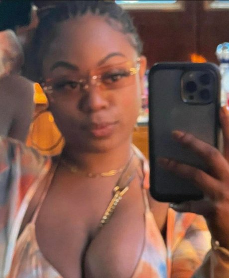 Dee Dee Davis Kostenloses OnlyFans