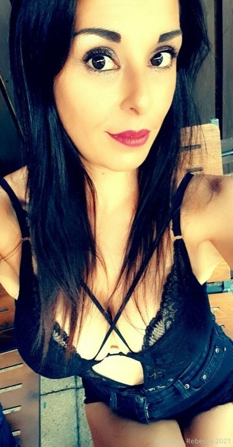 naughtyrebecca1 OnlyFans-Bilder