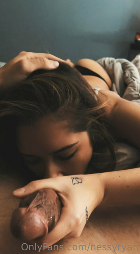 nessyryan OnlyFans Inhaltstyp