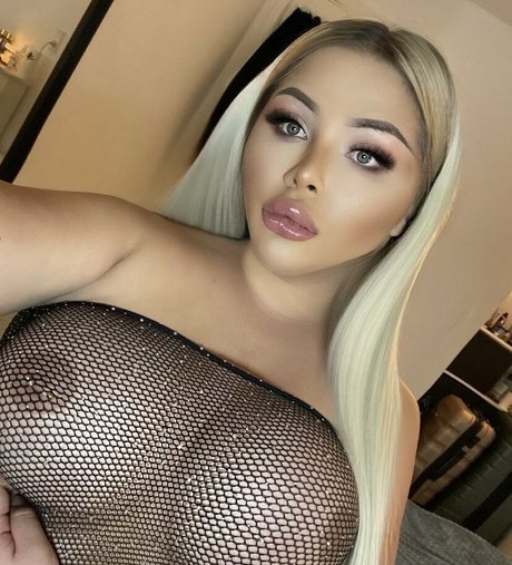 siliconebarbie OnlyFans gratis