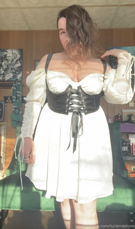 luciendelune OnlyFans Nacktbilder