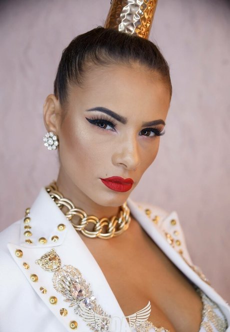 AndreeaNicoletaDinu Nackt auf OnlyFans Leaks