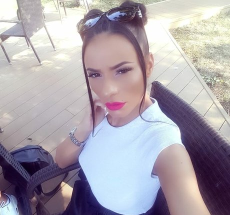 AndreeaNicoletaDinu OnlyFans Leak