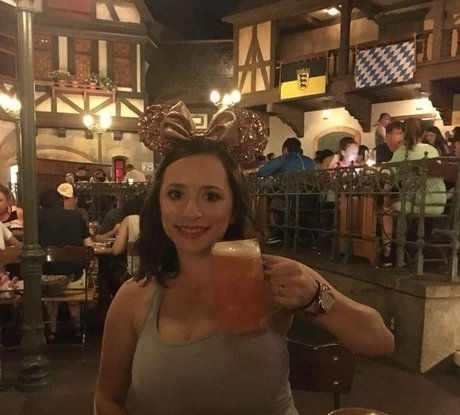 Sarah H Bilder OnlyFans