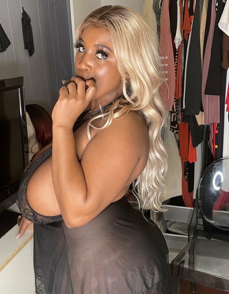 clubmaseratixxx Nacktpornos auf OnlyFans