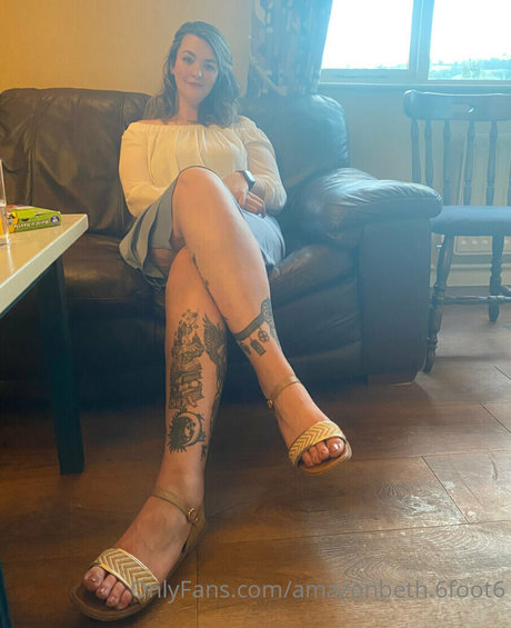 amazonbeth 6foot6 OnlyFans Dirtyship geleakt