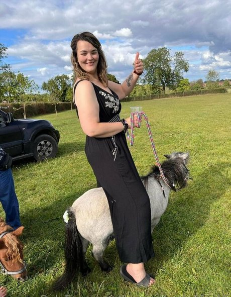 amazonbeth 6foot6 XXX OnlyFans