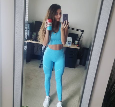 kastaclysm OnlyFans Brüste Bild