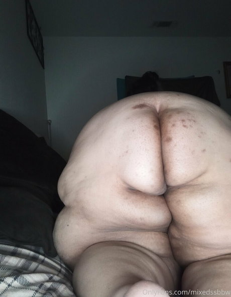 mixedssbbw Nacktbilder von OnlyFans