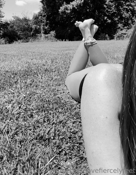 lovefiercelyfeet OnlyFans-Inhalte