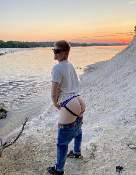 justmyless Strip OnlyFans