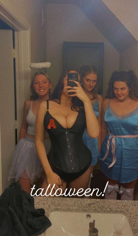 Olivia O OnlyFans Leak