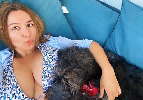 Julia G OnlyFans Sextape