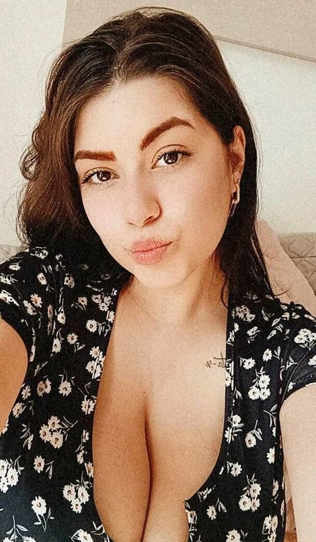 Cyntia K Nackt auf OnlyFans