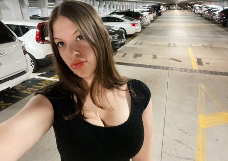 Alana Z OnlyFans nackte Brüste