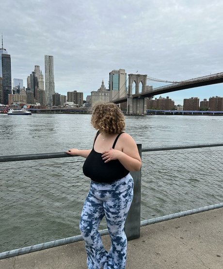 Sophia A OnlyFans geleakte Pornografie