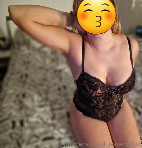 luisanextdoor OnlyFans-Leaks