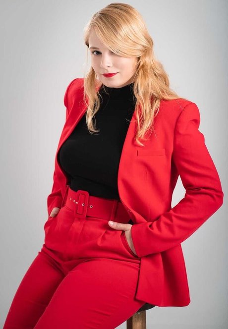 Sydney Poniewaz Leaked OnlyFans Porn