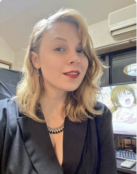 Sydney Poniewaz Kostenloses OnlyFans