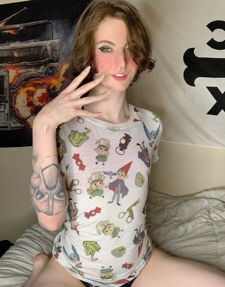 littledeadfairy OnlyFans Bilder