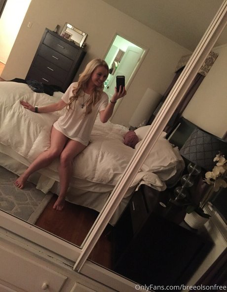 breeolsonfree Leak von OnlyFans Pornografie