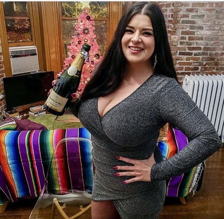 Terrisa Bukovinac Porn OnlyFans Leaks