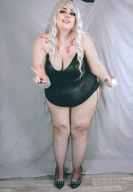 satanpanties666free Titten OnlyFans