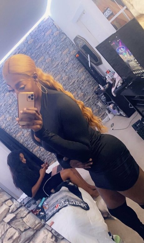 amazonhung Nacktbilder geleakt OnlyFans Porn geleakt