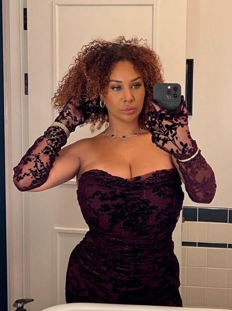 Georgina Seaman OnlyFans geleakt