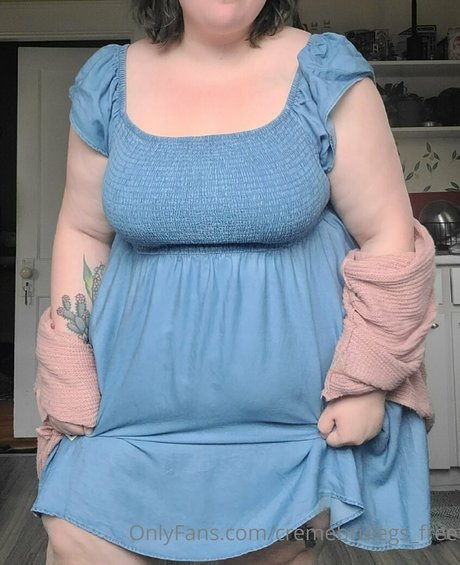 cremebrulegs free Nacktbilder von OnlyFans geleakt