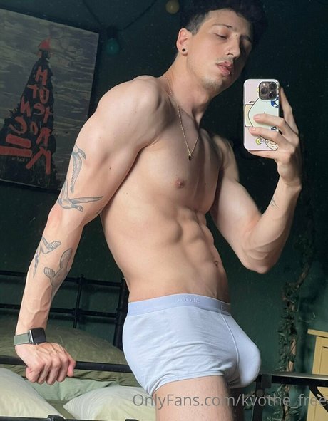 kvothe free OnlyFans Nacktbilder geleakt