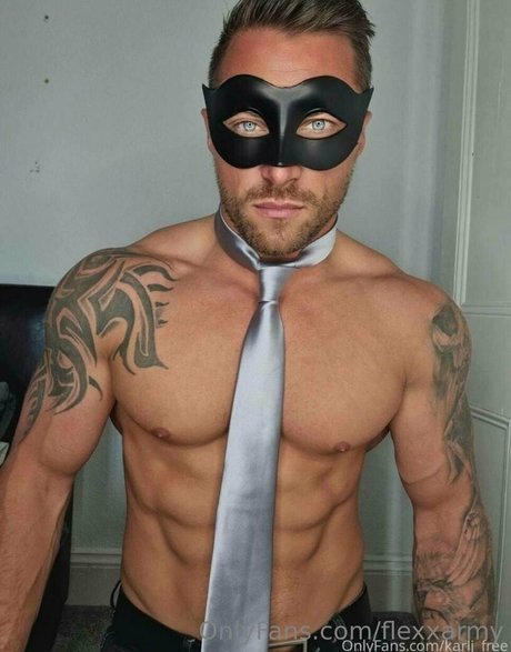 flexxarmy Bilder OnlyFans