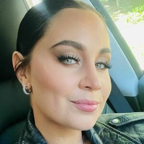 Anna Abreu NurlyFans-Pornos