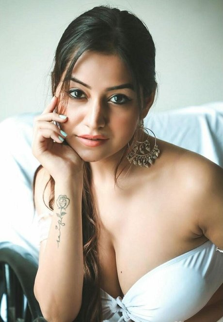 Simran Kaur Hundal Nacktbilder von OnlyFans geleakt