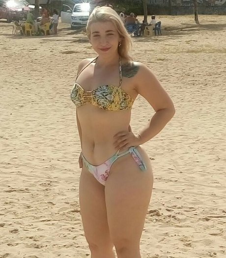 CriptoGirl OnlyFans Model Fotos